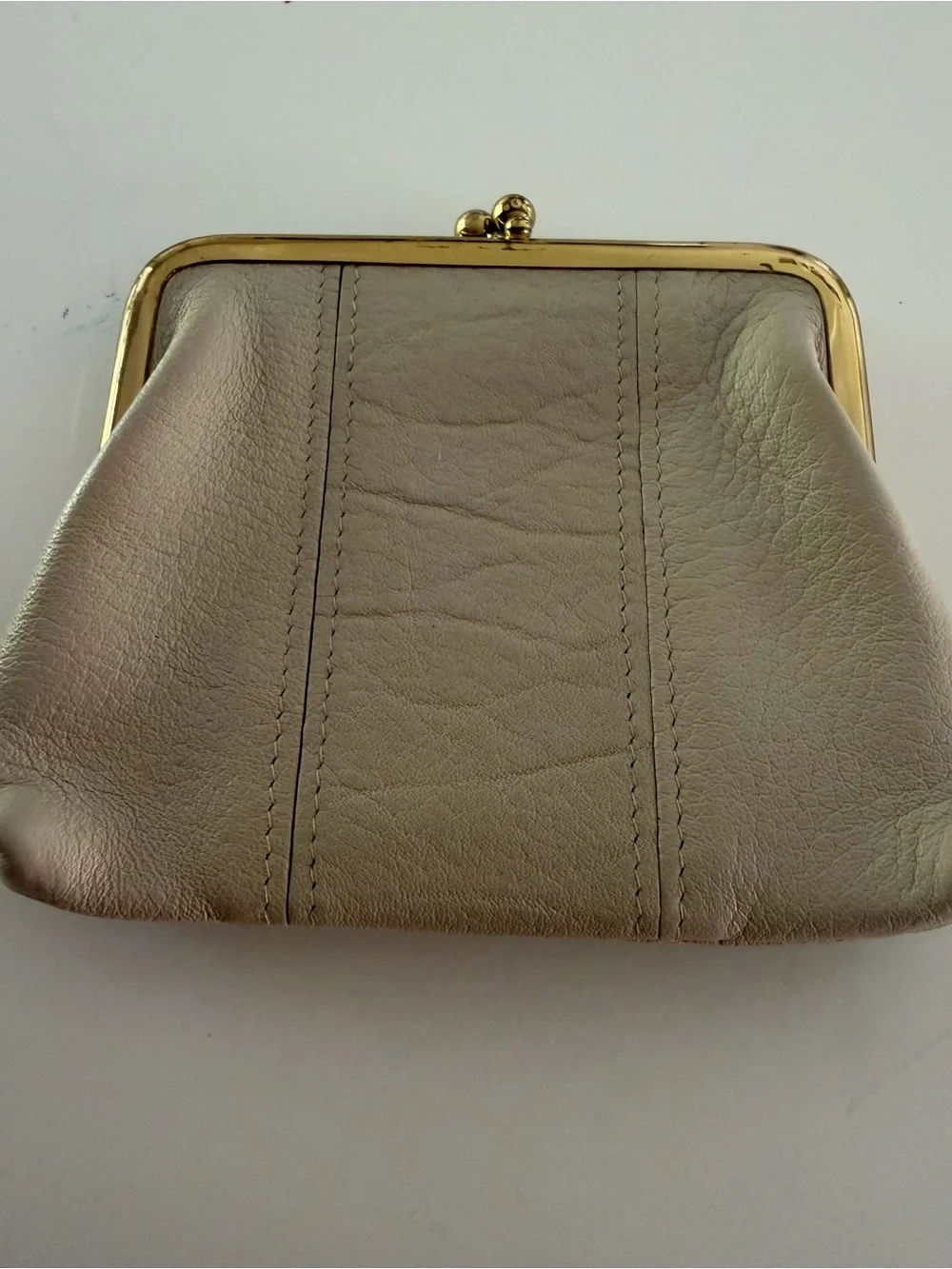 100% leather Buxton Lock Coin Purse